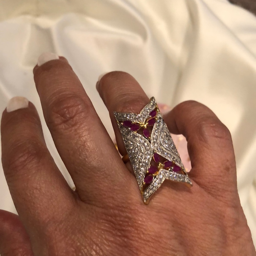 Art Deco ring with diamonds and rubies